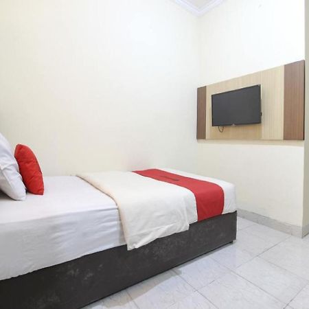 Reddoorz Plus Near Stadion Mandala Krida Yogyakarta Eksteriør bilde