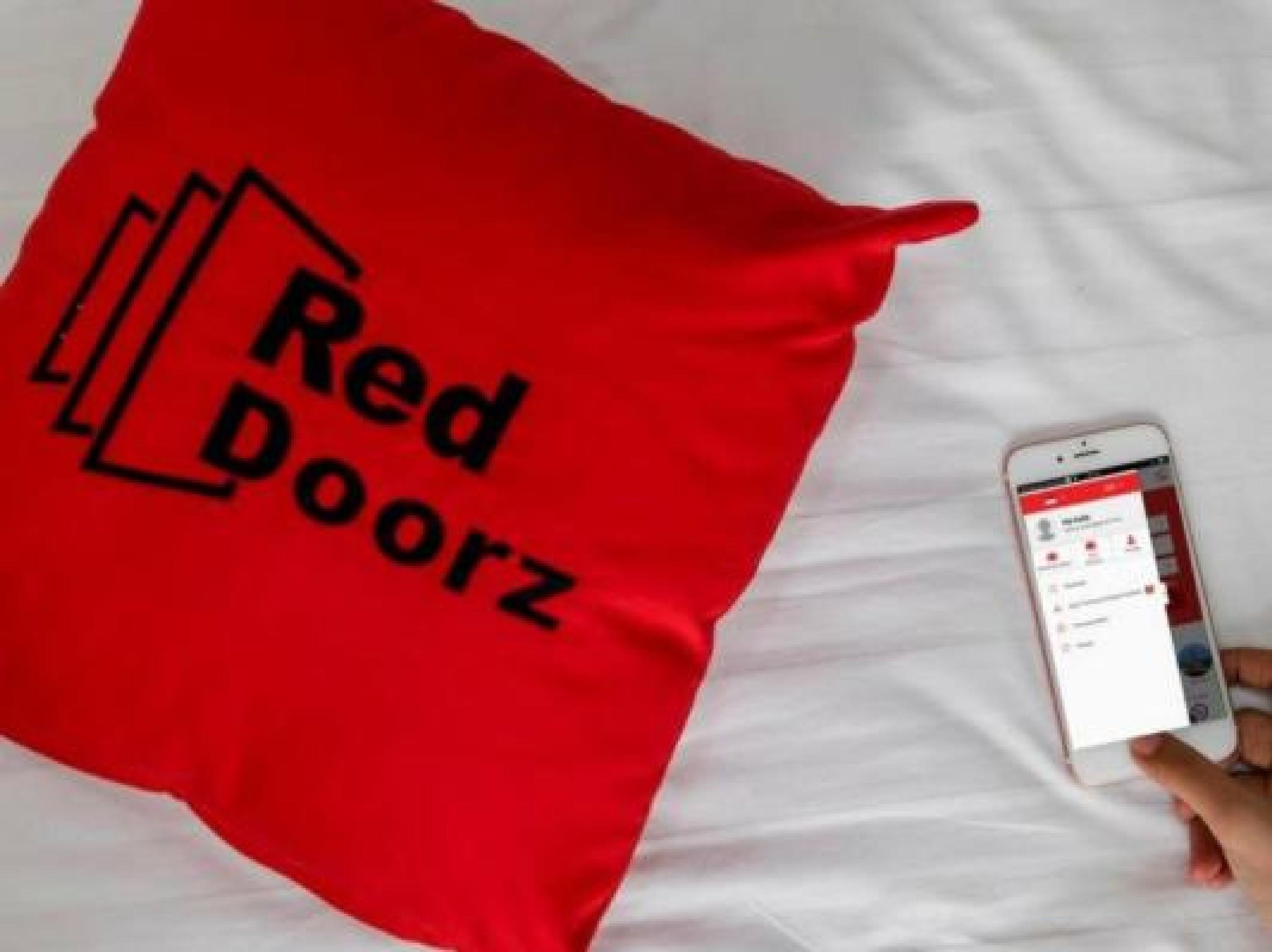Reddoorz Plus Near Stadion Mandala Krida Yogyakarta Eksteriør bilde
