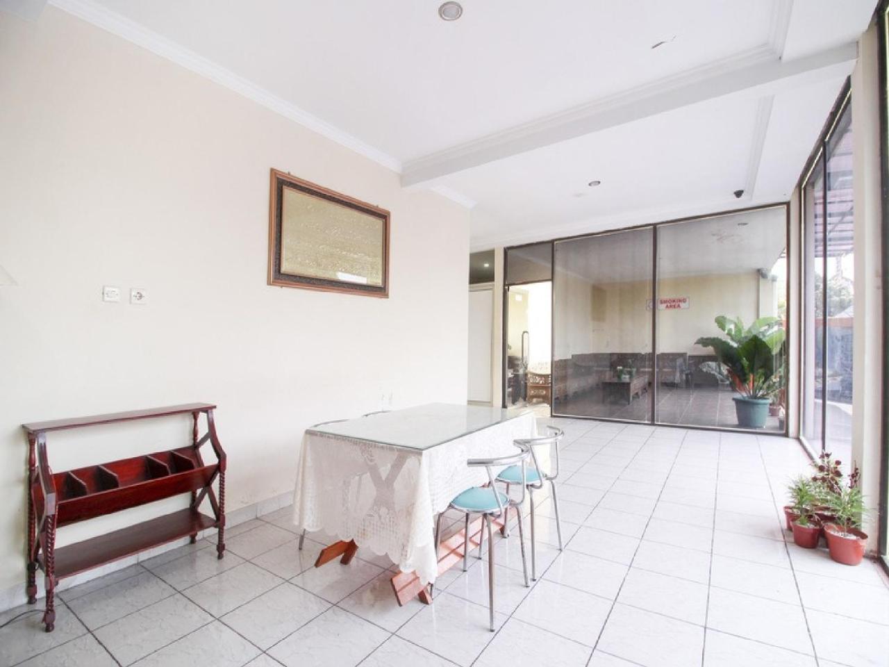 Reddoorz Plus Near Stadion Mandala Krida Yogyakarta Eksteriør bilde