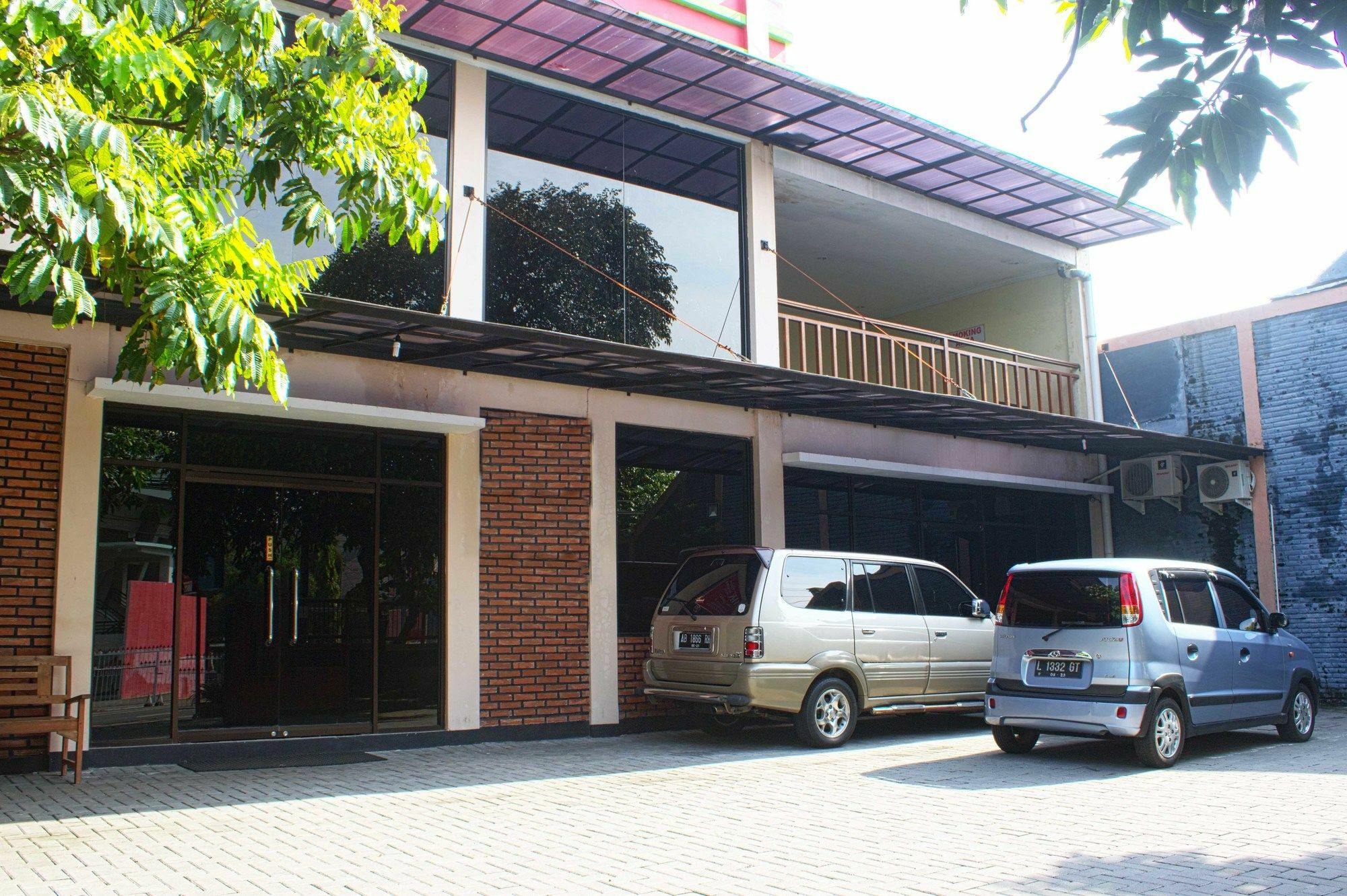 Reddoorz Plus Near Stadion Mandala Krida Yogyakarta Eksteriør bilde