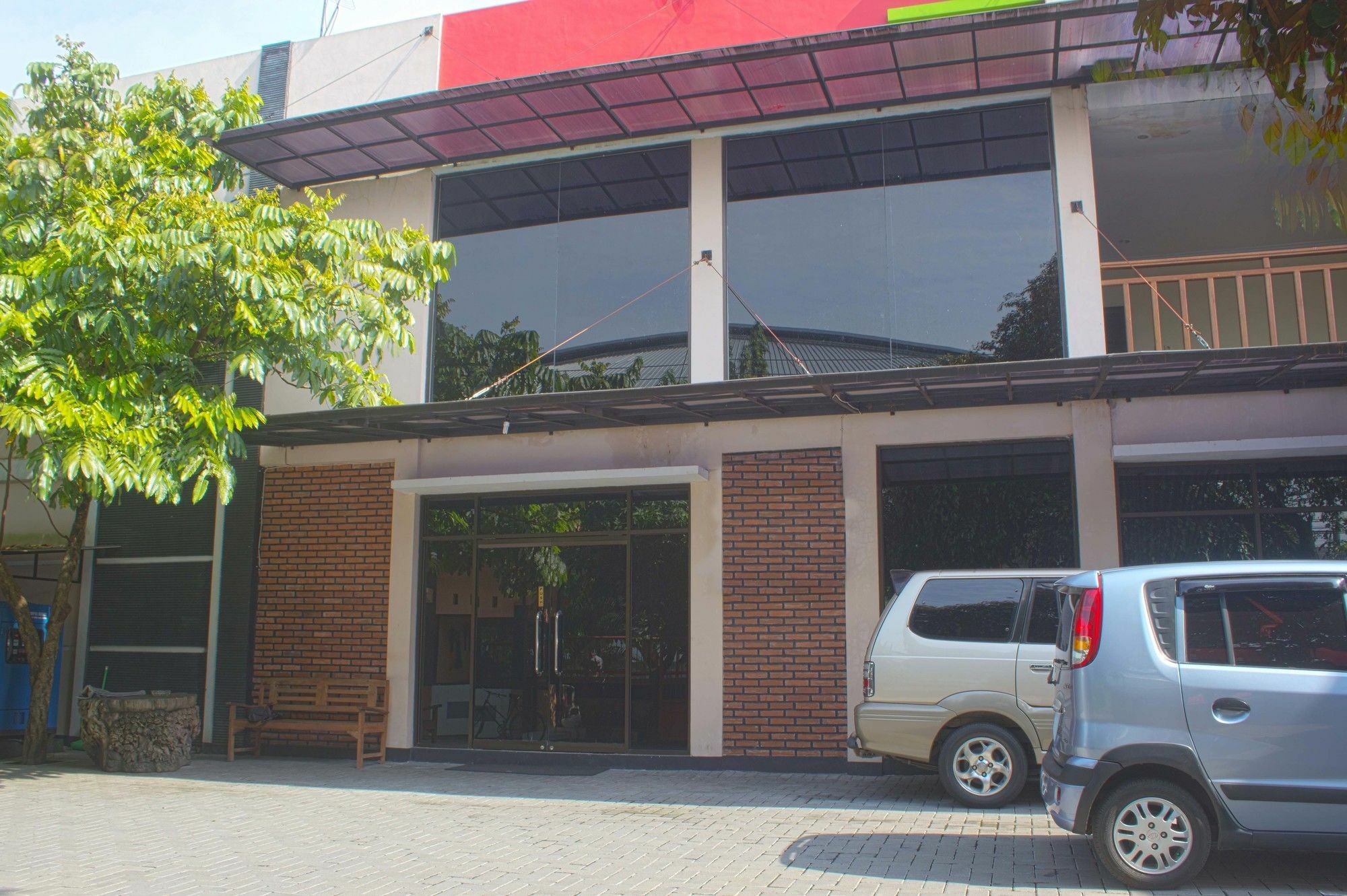 Reddoorz Plus Near Stadion Mandala Krida Yogyakarta Eksteriør bilde